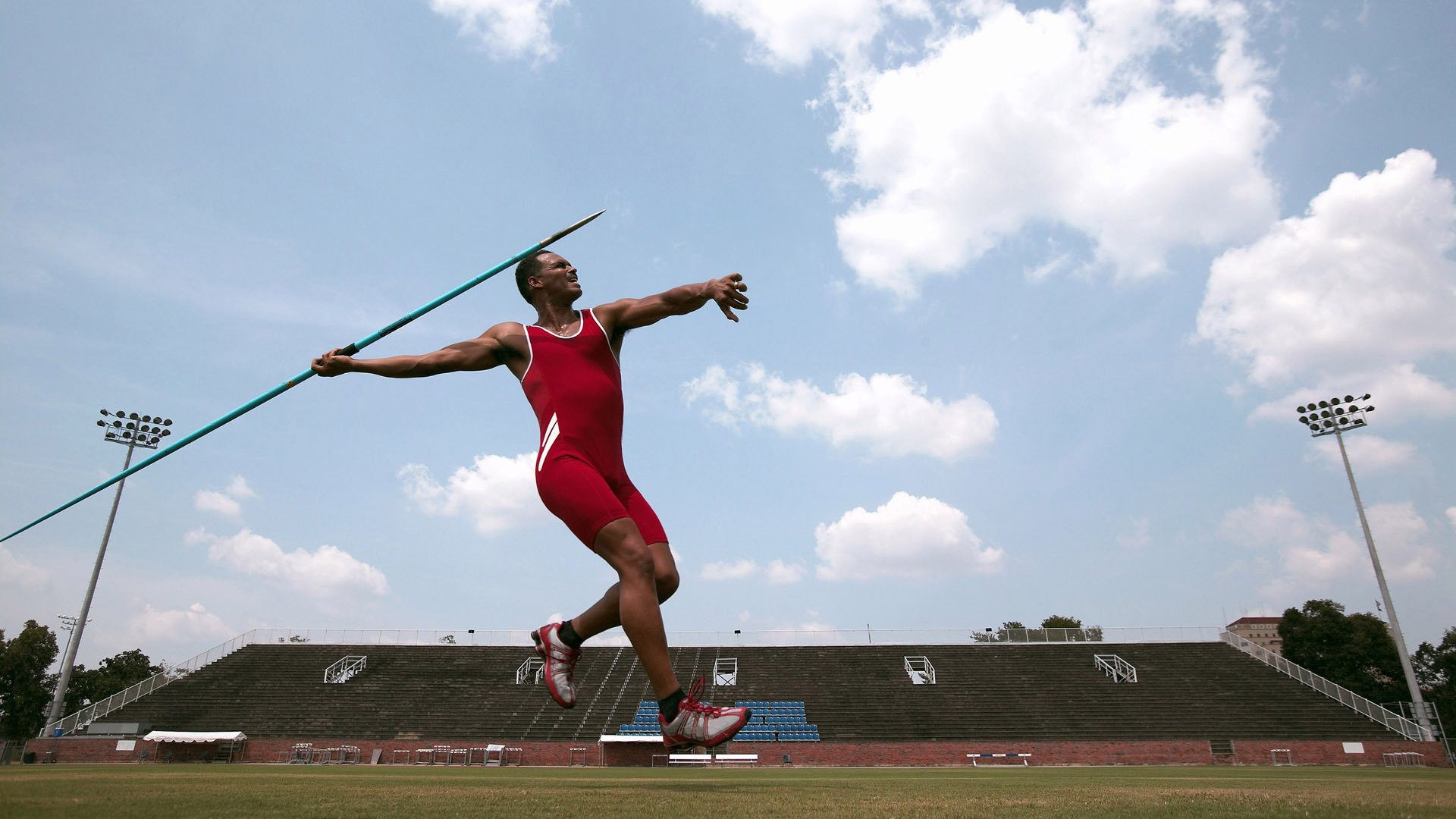 【球桌设备】最新电子球桌引领比赛新潮流，电子桌球玩法